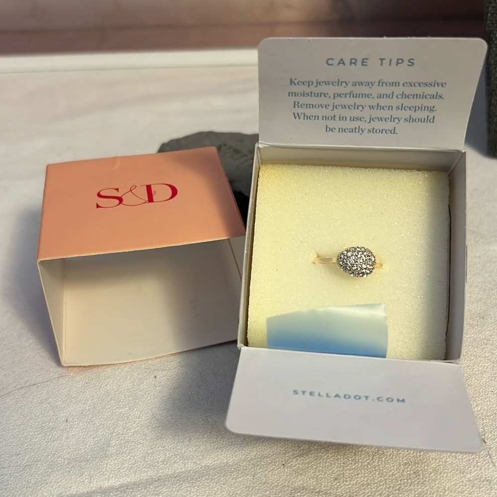 Stella & Dot Ulani Pave Ring SZ 9